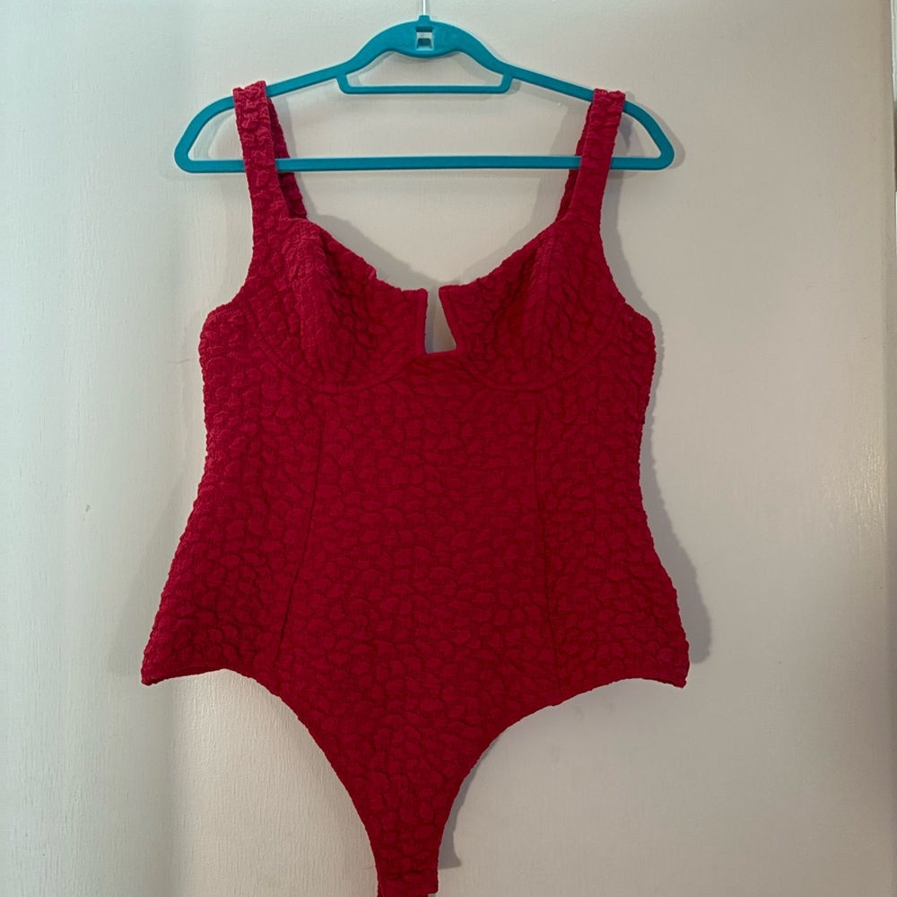 ASTR Aria Bodysuit Raspberry Textured